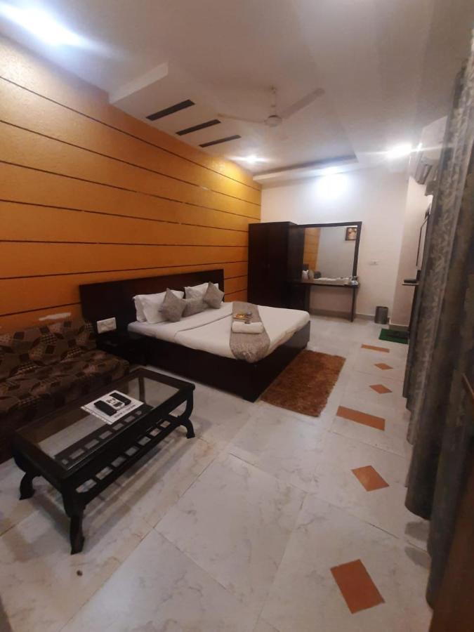 Kartikay Hotel Hisār 외부 사진